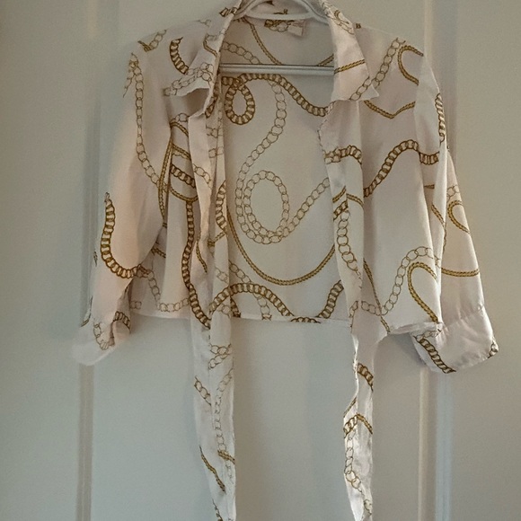 GIRL SOUL • White & Gold Shirt & Short Set • Large • - Picture 5 of 10